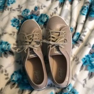 NWOT Coursa keds
